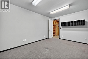 3715 Lornell Crescent - Photo 58