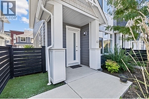 115 Wyndham Crescent Unit# 12 Lot# SL12 - Photo 3