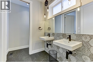 773 Barnaby Road - Photo 32