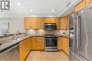 457 West Avenue Unit# 111 - Photo 17