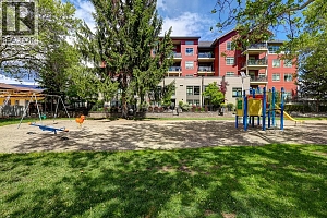 457 West Avenue Unit# 111 - Photo 39