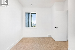 7735 OKANAGAN HILLS Boulevard Unit# 66 - Photo 32