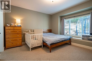 3774 Glover Avenue - Photo 29