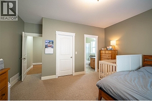 3774 Glover Avenue - Photo 31