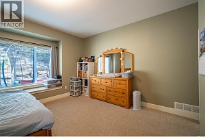 3774 Glover Avenue - Photo 32