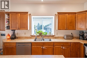 3774 Glover Avenue - Photo 4