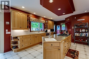 1061 Avondale Place - Photo 17