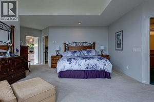 1061 Avondale Place - Photo 36