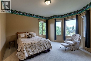 1061 Avondale Place - Photo 46