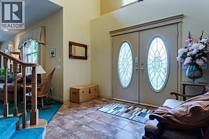 1061 Avondale Place - Photo 8