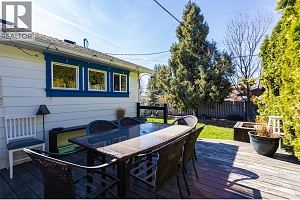 2422 Richter Street - Photo 10