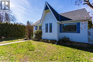 2422 Richter Street - Photo 2