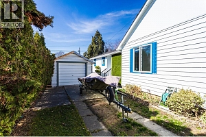 2422 Richter Street - Photo 3