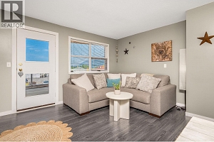 703 Granville Avenue Unit# 205 Lot# 5 - Photo 4