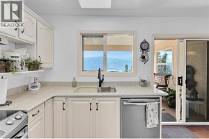 4450 Ponderosa Drive Unit# 203 - Photo 8
