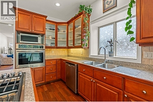 951 MT. Begbie Drive - Photo 3