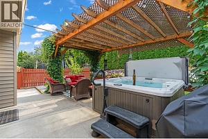951 MT. Begbie Drive - Photo 32