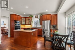 951 MT. Begbie Drive - Photo 4