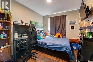 280 HOLBROOK Road W - Photo 18