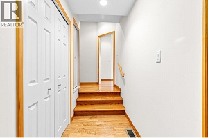 983 Glengarry Street - Photo 10