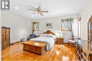 983 Glengarry Street - Photo 11