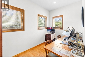 983 Glengarry Street - Photo 14