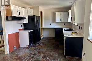 3353 Greenwood Court - Photo 4