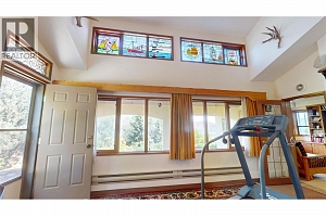 6045 Ellison Avenue - Photo 32