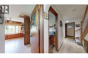6045 Ellison Avenue - Photo 34