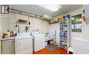 6045 Ellison Avenue - Photo 45