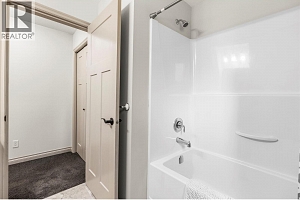 427 Hummingbird Avenue - Photo 33