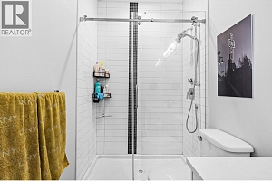 115 Wyndham Crescent Unit# 1 - Photo 31