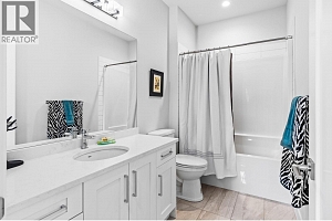 115 Wyndham Crescent Unit# 1 - Photo 32