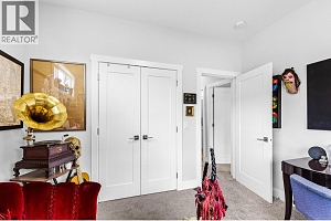 115 Wyndham Crescent Unit# 1 - Photo 37