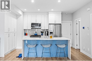 115 Wyndham Crescent Unit# 1 - Photo 9