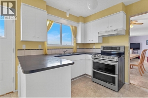 6501 Sherburn Road - Photo 11