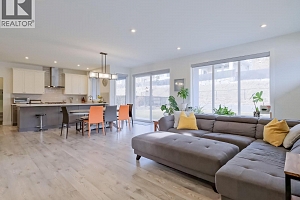 72 Forest Edge Drive - Photo 2