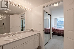 1160 Sunset Drive Unit# 1103 - Photo 22