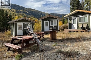 4820 33 Highway E - Photo 7