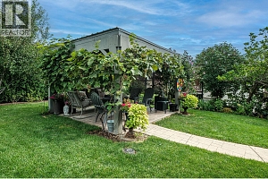 1798 Sprucedale Court - Photo 21