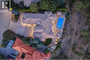 994 Skeena Drive - Photo 12