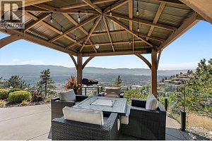 994 Skeena Drive - Photo 16