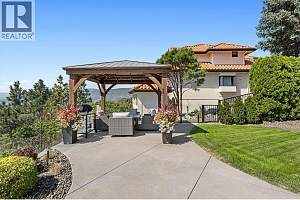 994 Skeena Drive - Photo 17