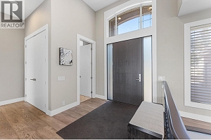 994 Skeena Drive - Photo 18