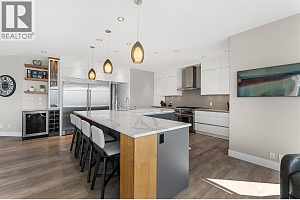 994 Skeena Drive - Photo 27