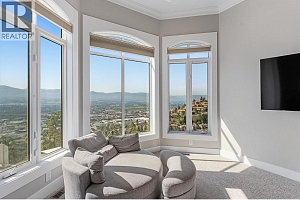 994 Skeena Drive - Photo 34