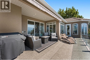 994 Skeena Drive - Photo 43