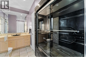 994 Skeena Drive - Photo 59