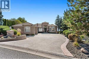 994 Skeena Drive - Photo 66