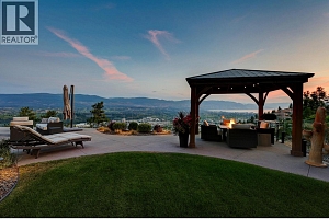 994 Skeena Drive - Photo 8